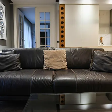 Miku Apartment-luxurious 2bd Private Parking Lejlighed *