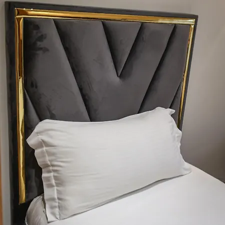 Miku Apartment-luxurious 2bd Private Parking Lejlighed Tirana