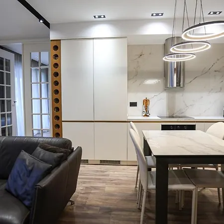 Miku Apartment-luxurious 2bd Private Parking Lejlighed *