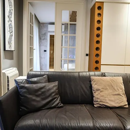Lejlighed Miku Apartment-luxurious 2bd Private Parking Tirana