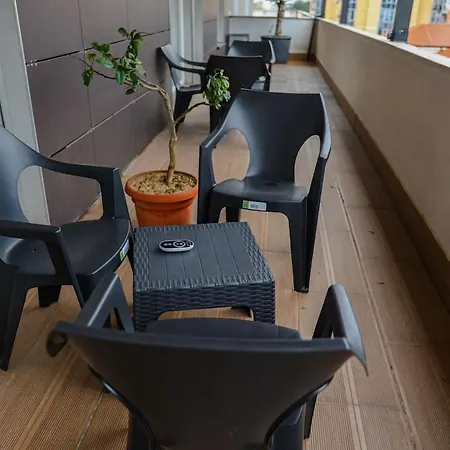 Lejlighed Miku Apartment-luxurious 2bd Private Parking *