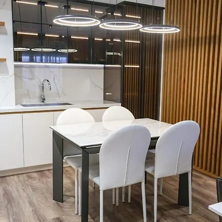 Lejlighed Miku Apartment-luxurious 2bd Private Parking Tirana