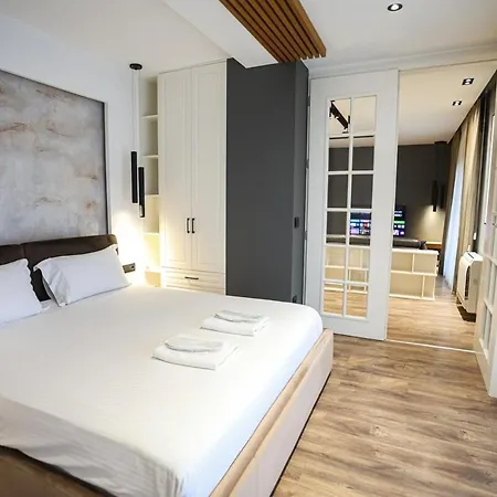 Lejlighed Miku Apartment-luxurious 2bd Private Parking *
